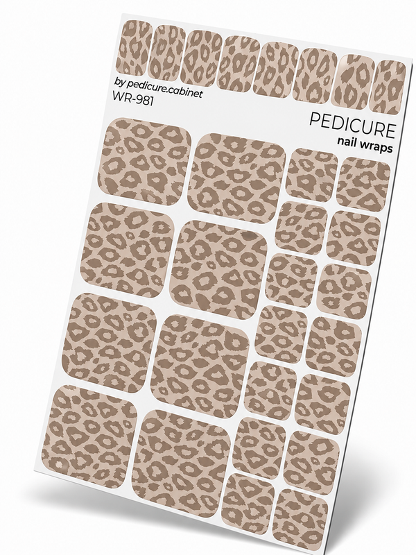 WR-981 - Pedicure Leo monochrome. Brown